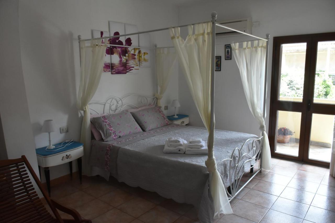 Bed And Breakfast Le Petunie Bari Sardo Luaran gambar