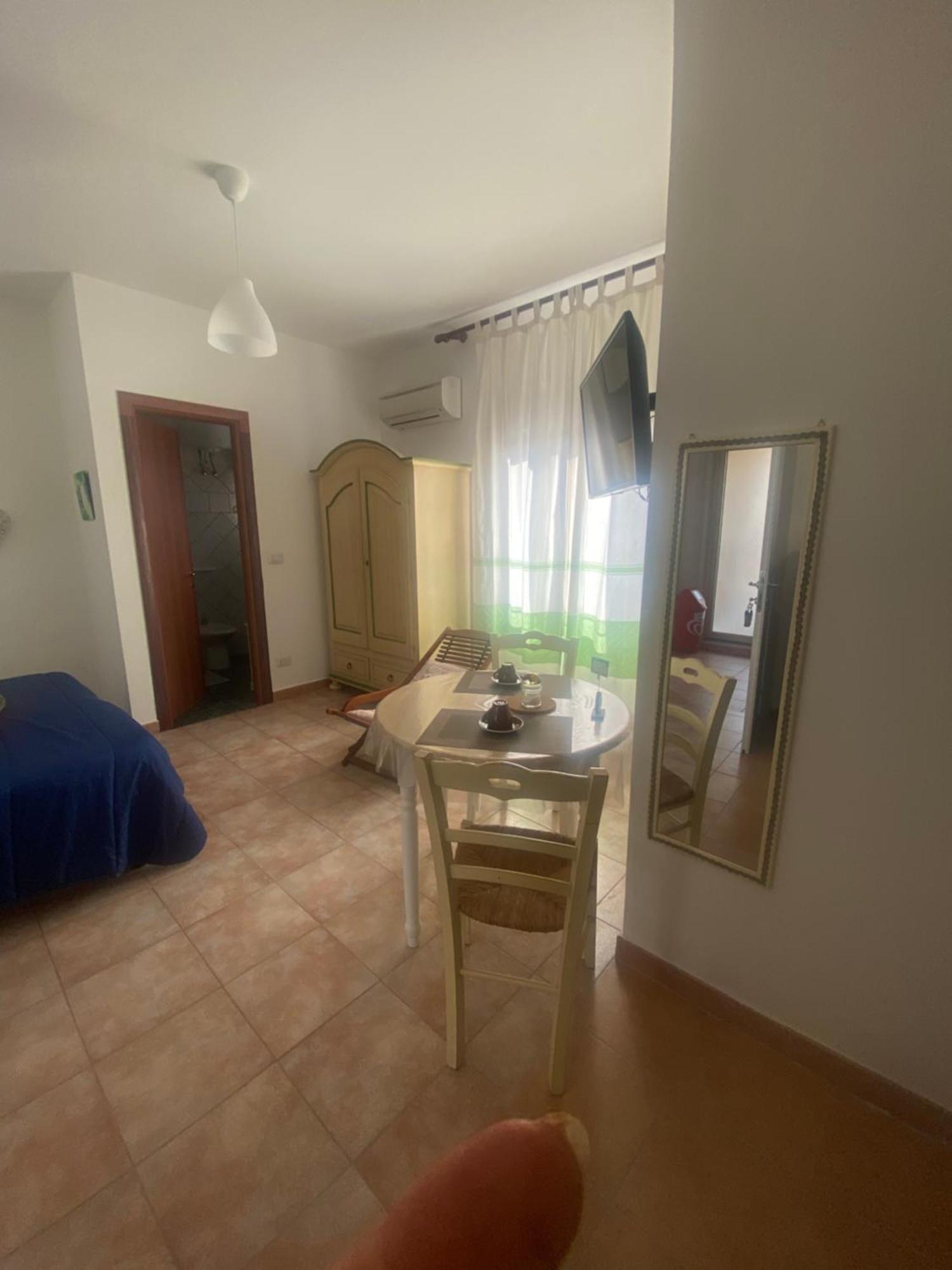 Bed And Breakfast Le Petunie Bari Sardo Luaran gambar