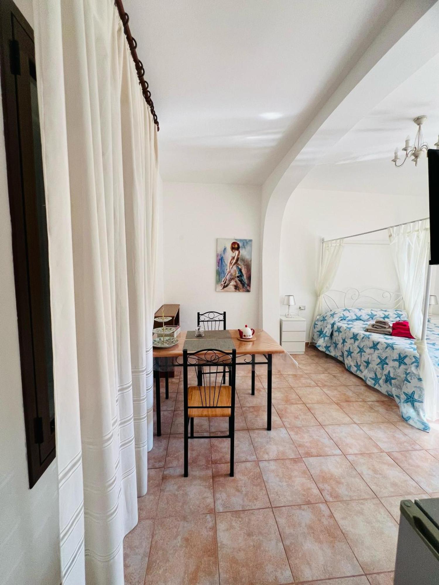 Bed And Breakfast Le Petunie Bari Sardo Luaran gambar